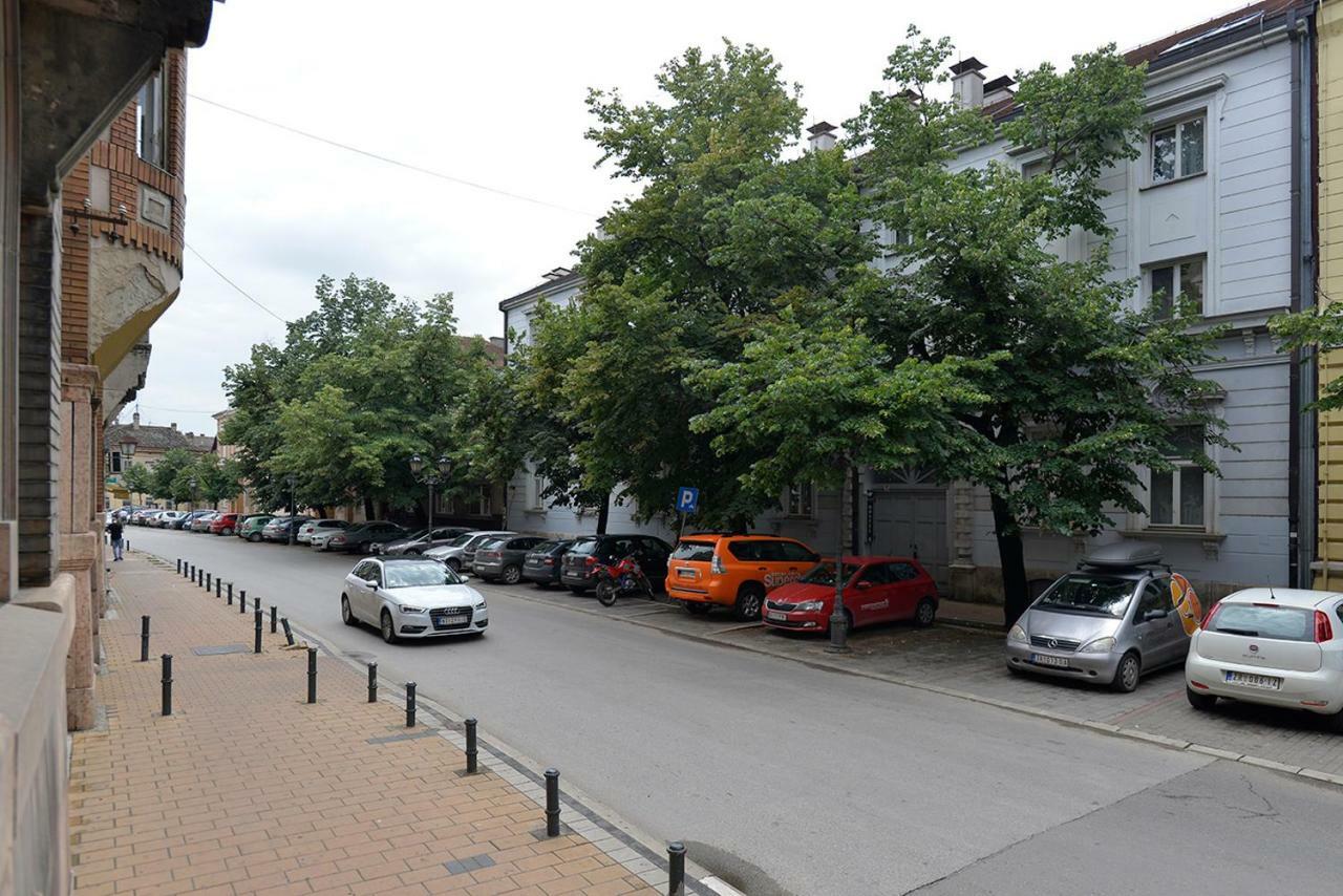 Hostel Flow House Centar Novi Sad Esterno foto